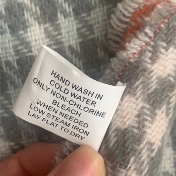 STEVE MADDEN reversible scarf - Picture 5 of 5